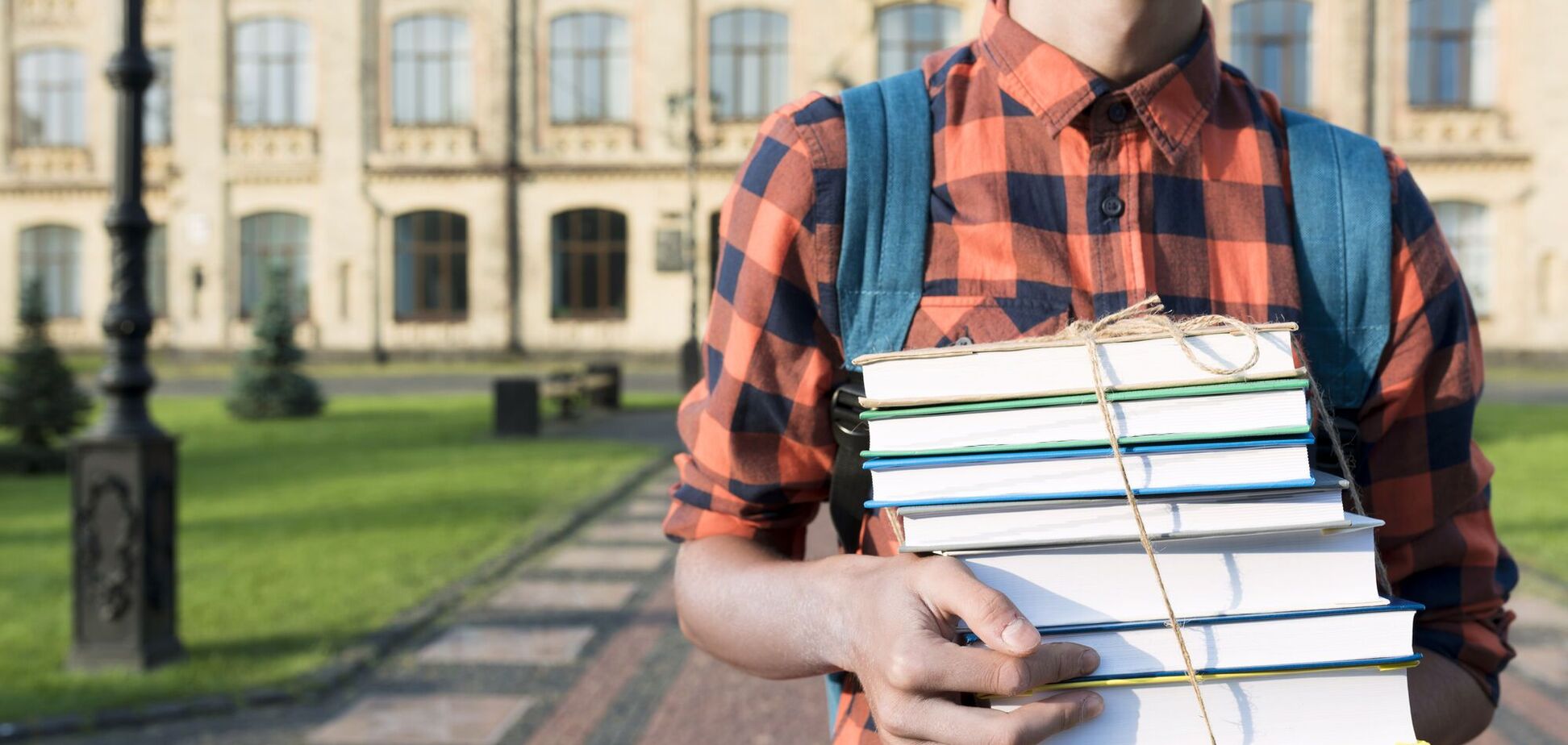 Вступ до коледжу у 2024 році: що необхідно знати випускникам 9 та 11 класів