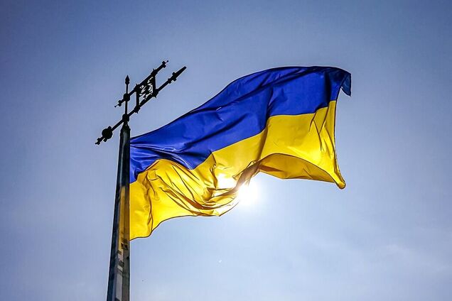 Украину спасли от финансовой пропасти