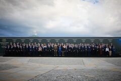 Усі континенти разом проти РФ: результати першого дня Саміту миру у Швейцарії, що зібрав майже 100 країн. Усі деталі онлайн