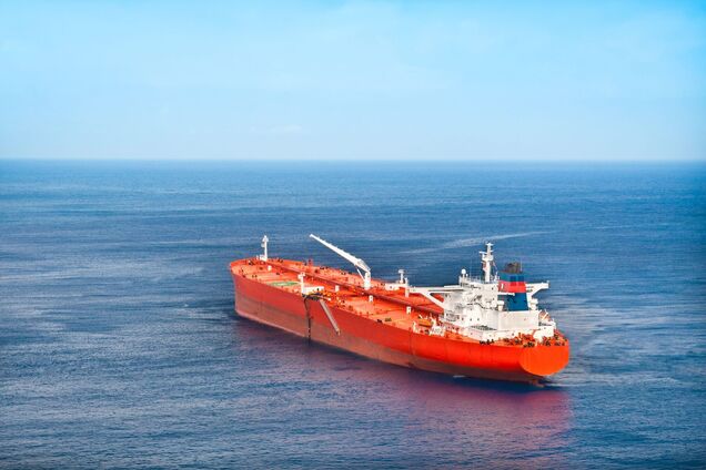 'Будемо полювати': Кемерон запропонував затримувати танкери, що нелегально перевозять нафту РФ
