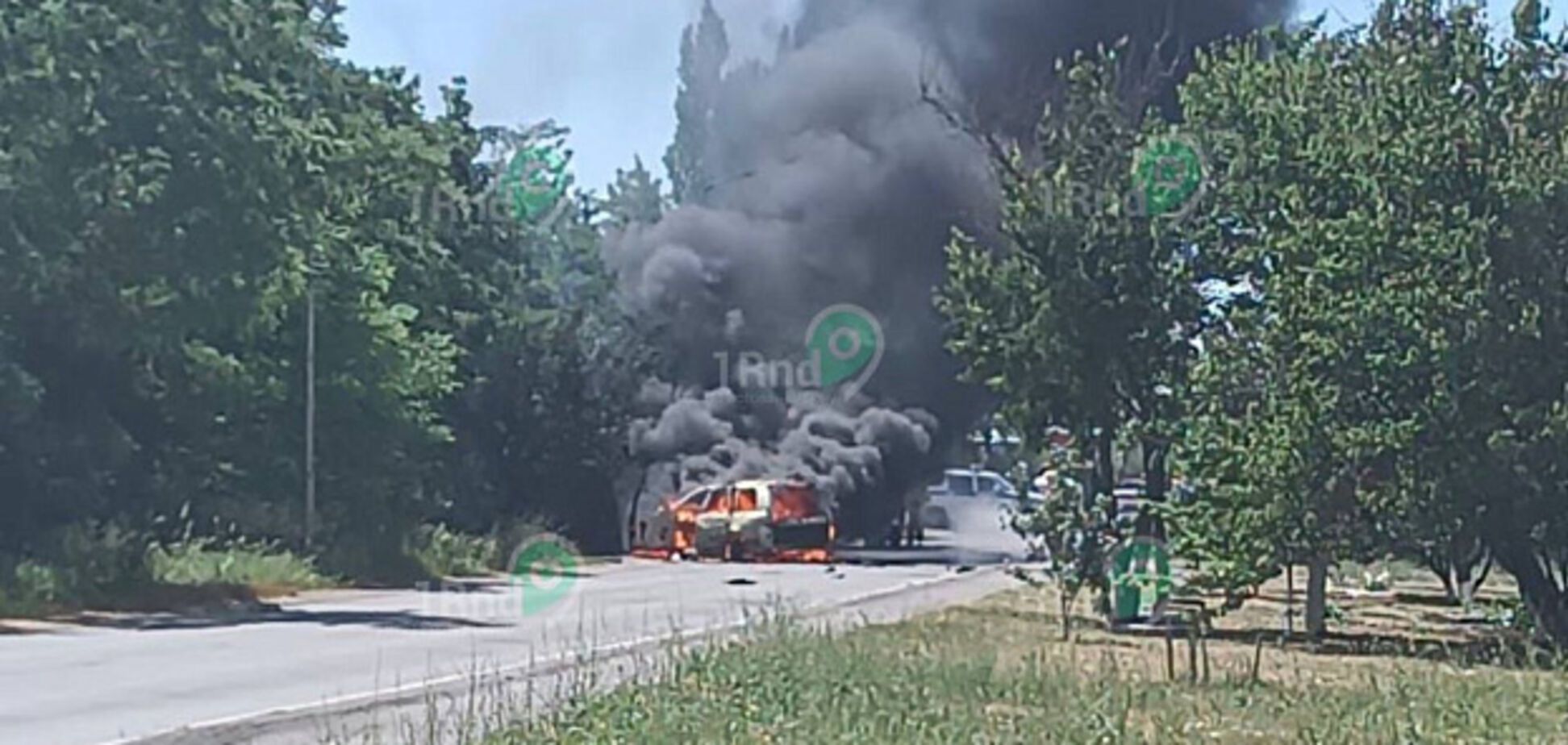 Автомобиль в огне