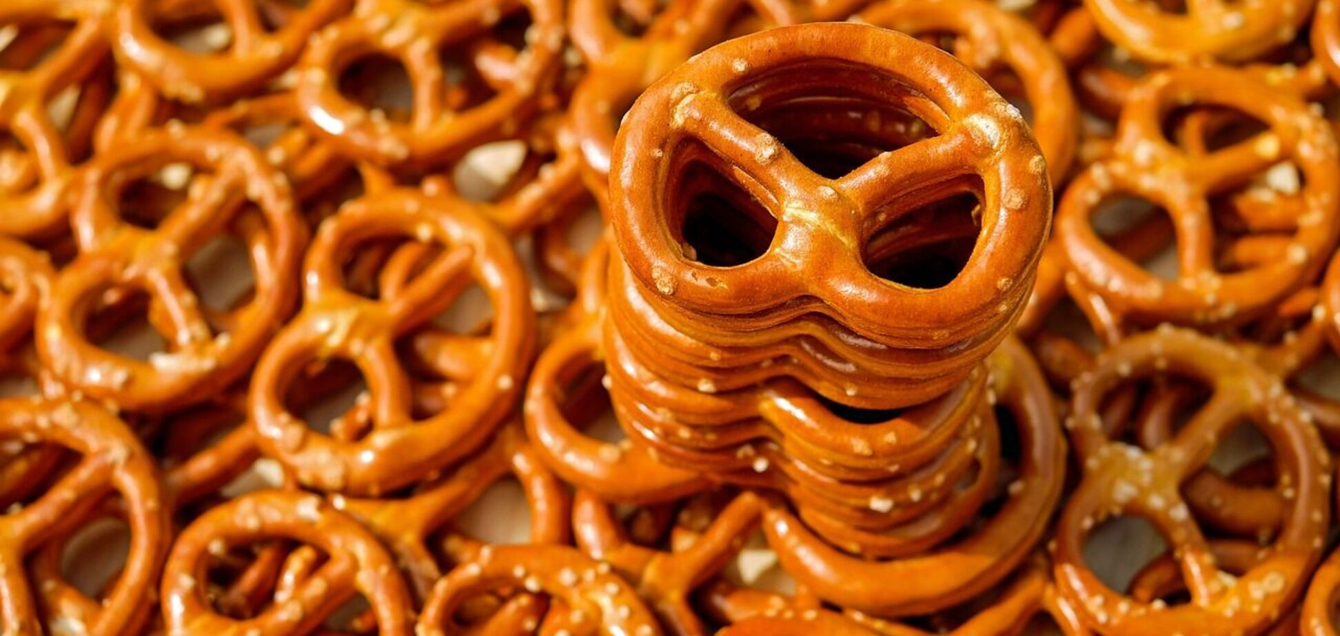 Класичний крендель: чому випічка корисна для здоровʼя