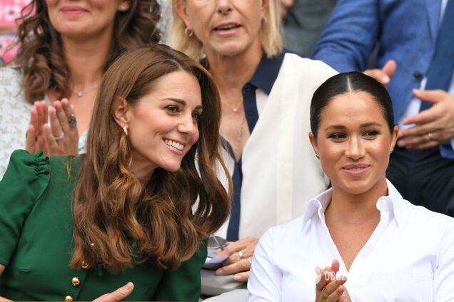 Меган Маркл заподозрили в попытке привлечь к себе внимание на фоне появления Кейт Миддлтон на публике