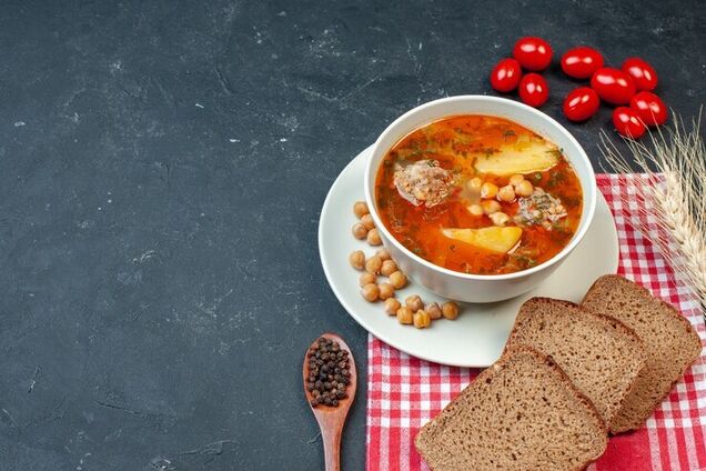 Лучший суп для сжигания жира на животе: советует диетолог