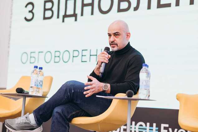 Мустафу Найєма звільнено