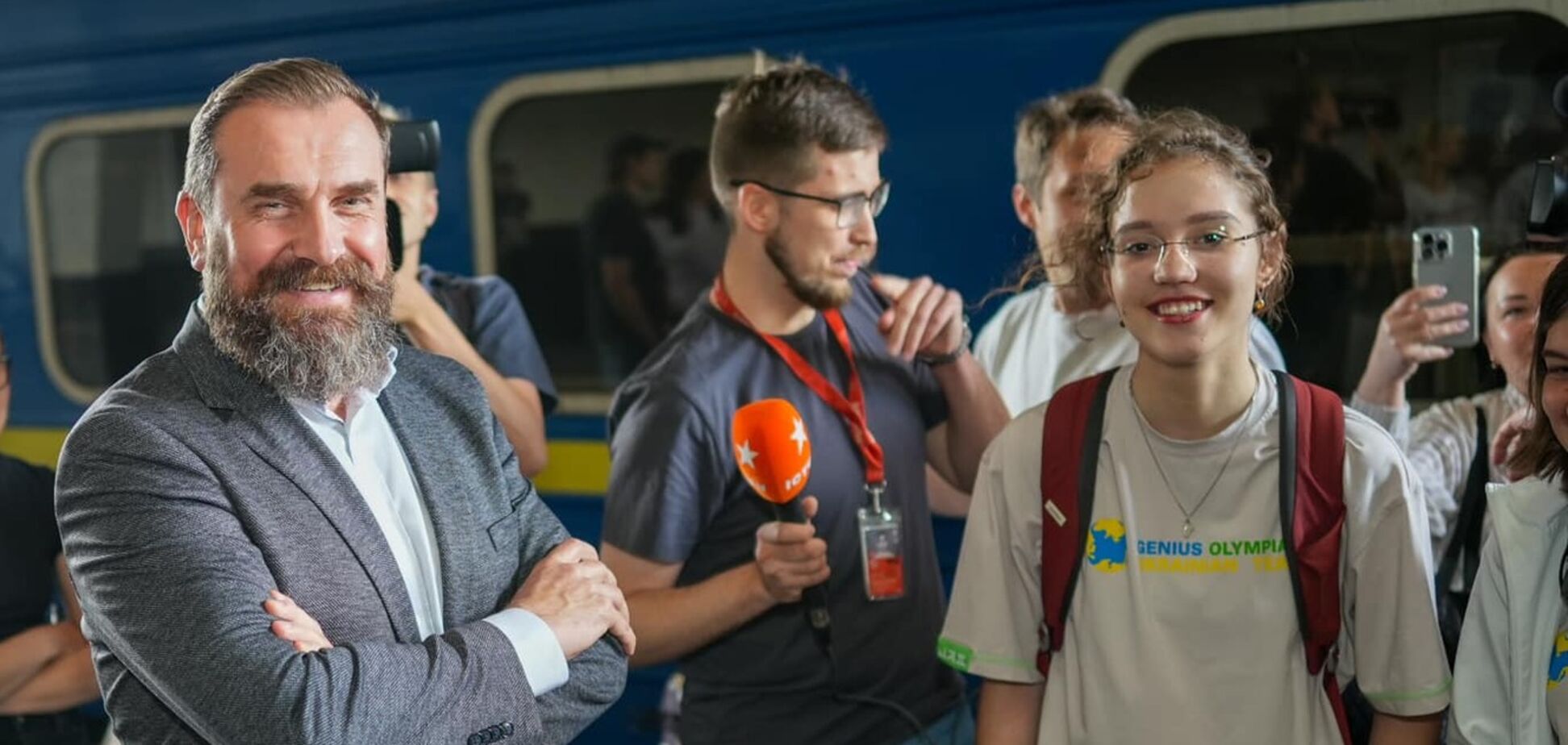 Украинские школьники получили 46 наград на престижном конкурсе в США: Лисовой лично встречал их с поезда. Фото