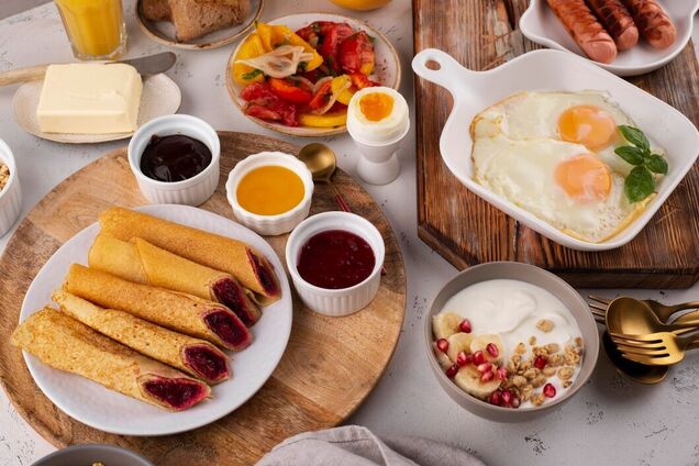 Начинайте есть в 08:17. Математик из Оксфорда вывел формулу идеального завтрака на 'шведском столе'