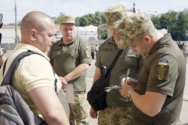 В Україні після 16 липня може побільшати військових патрулів на вулицях, – Істомін 