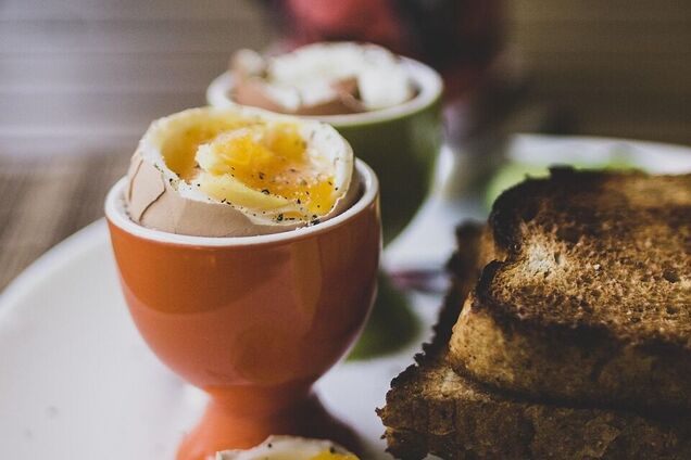 Как правильно готовить яйца: полезные варианты