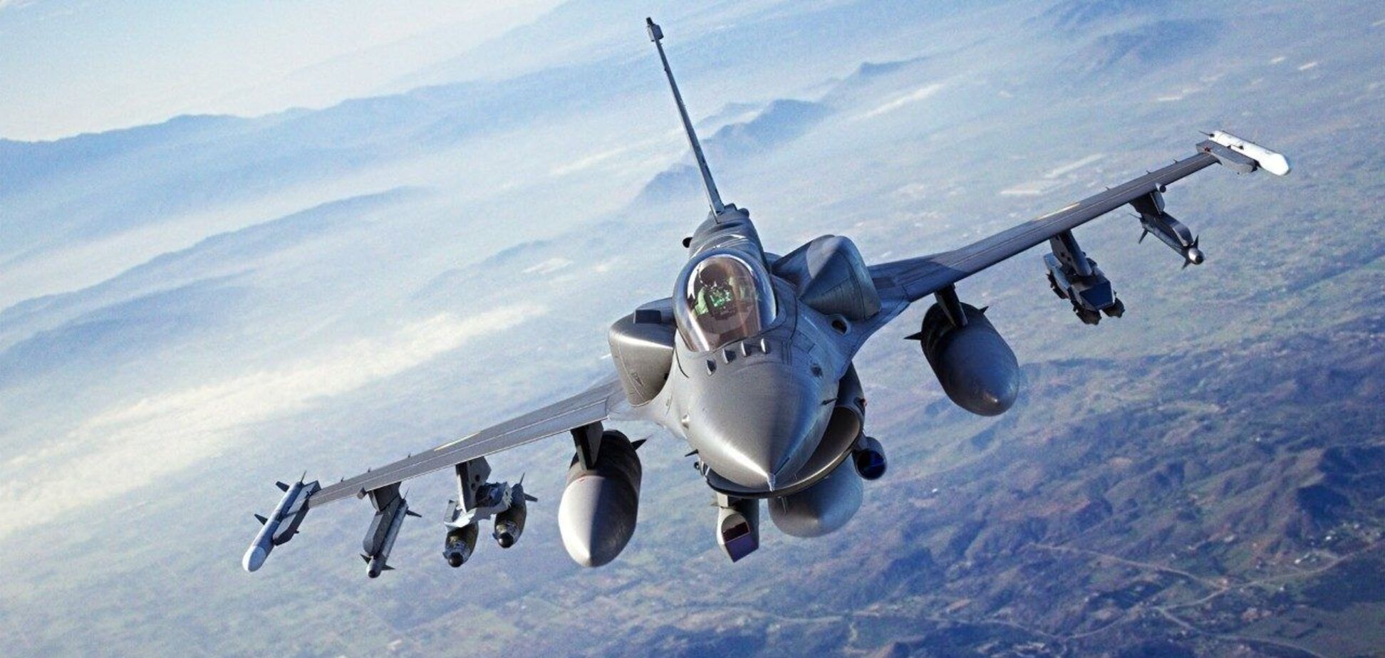 Через полтора-два года мы можем вывести из строя весь парк основных самолетов РФ: что для этого нужно. Интервью с полковником Свитаном