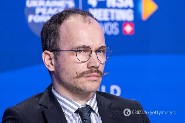 Малюська объяснил ситуацию с ограничением админуслуг без военно-учетного документа