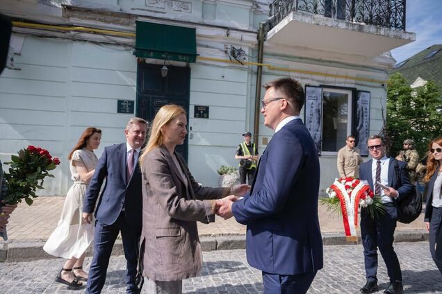 В Україну прибув спікер польського Сейму: Олена Кондратюк пояснила, чим важливий візит. Фото і відео