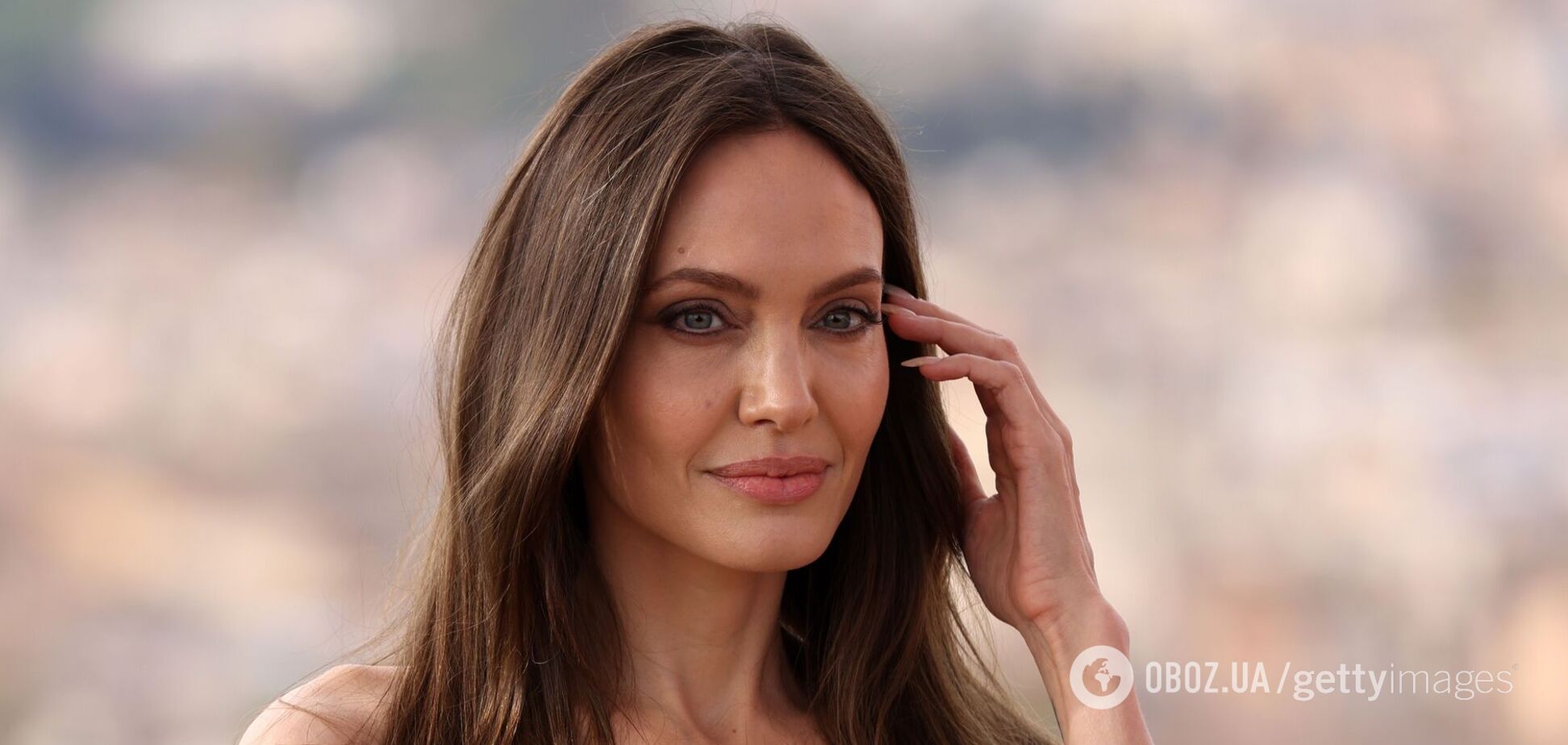 'Невероятное мужество!' Анджелина Джоли выразила восхищение стойкостью украинцев