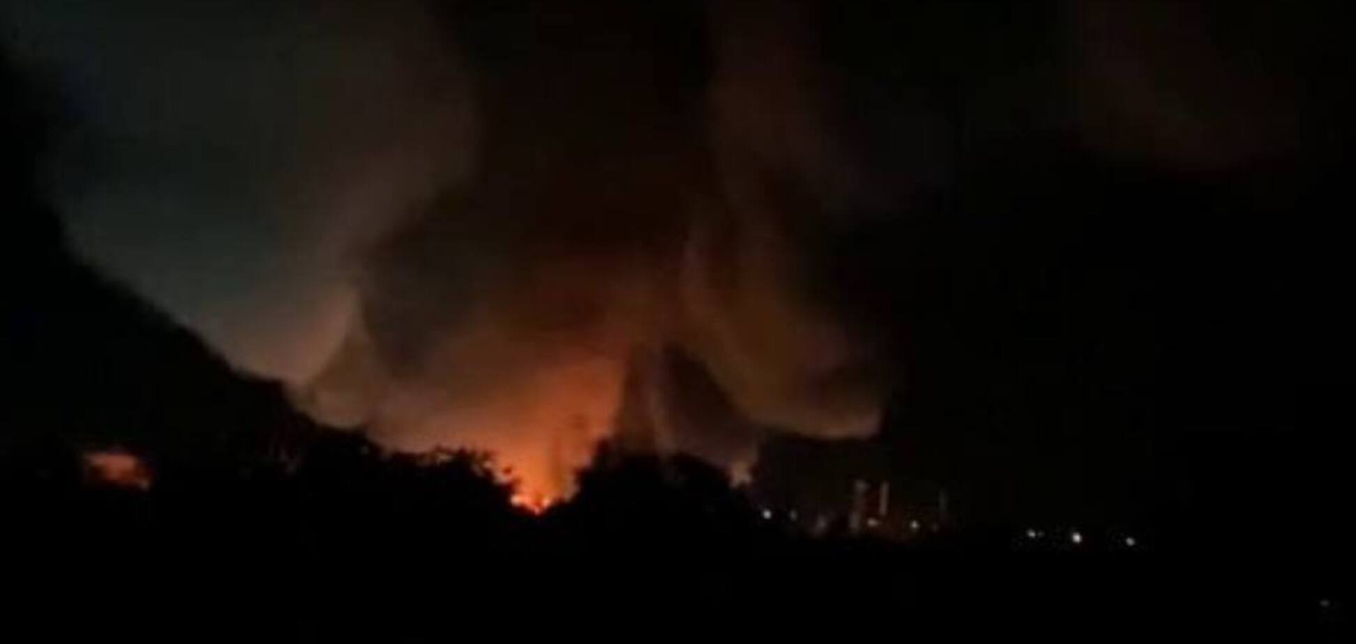 В России заявили о новой атаке БПЛА: пишут о пожаре на Афипском НПЗ. Фото и видео