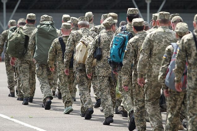 'Нам нужно еще три месяца': в Минобороны объяснили, почему не вносят в Раду закон о демобилизации