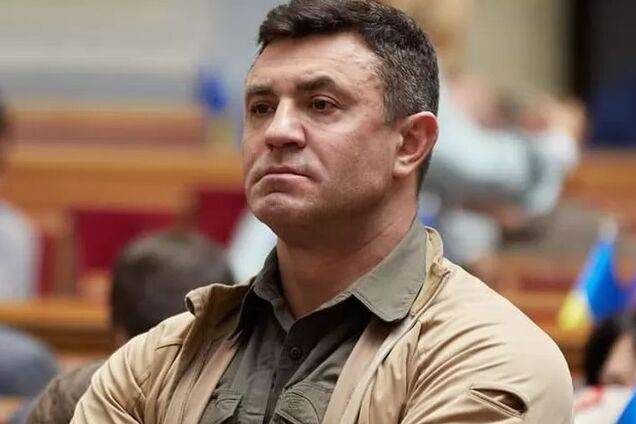 Как Николай Тищенко 'защищает демократию во всем мире'