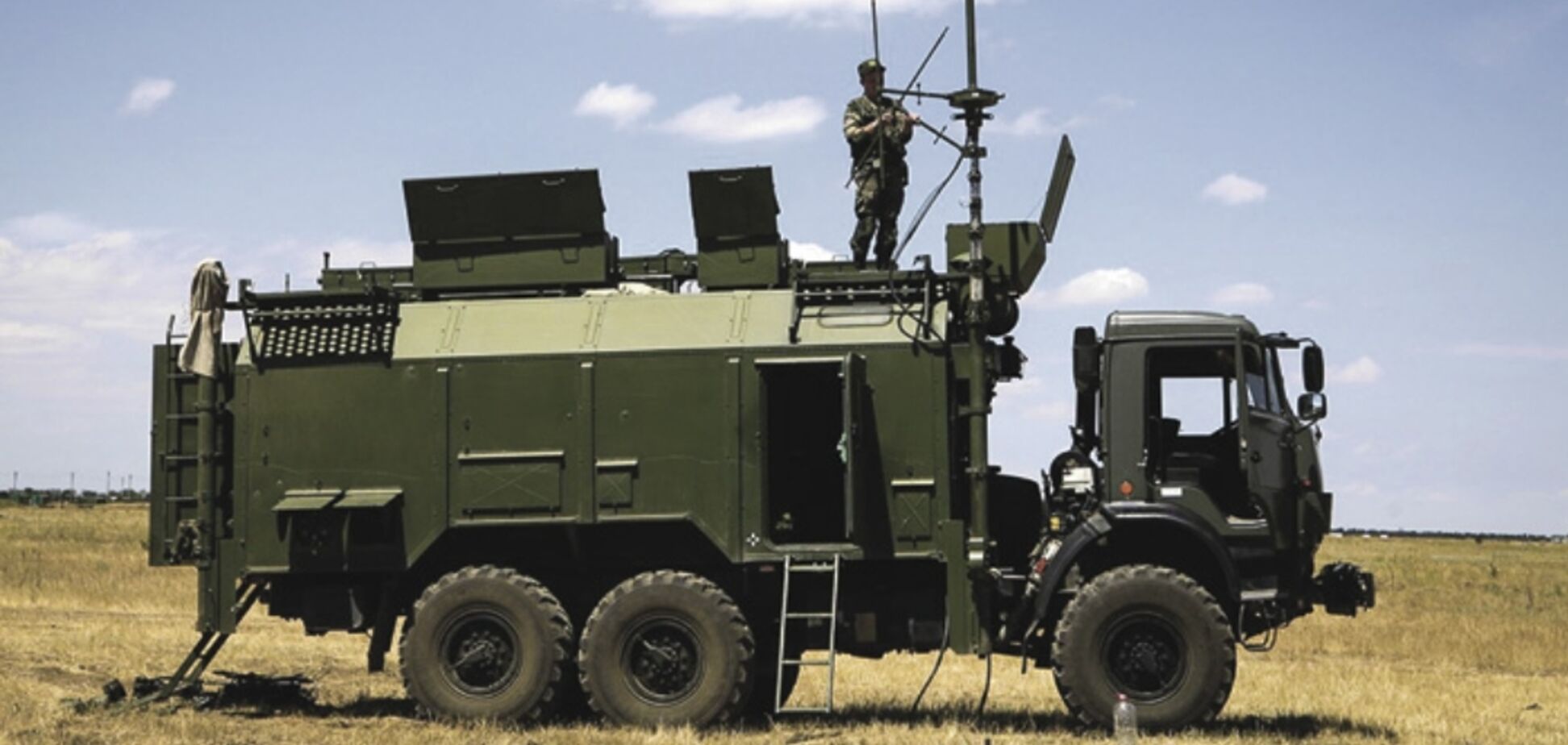 Силы обороны искусно уничтожили редкую технику врага, впервые затрофеили 'танк-черепаху' и ликвидировали FPV-дроном 'Ланцет'