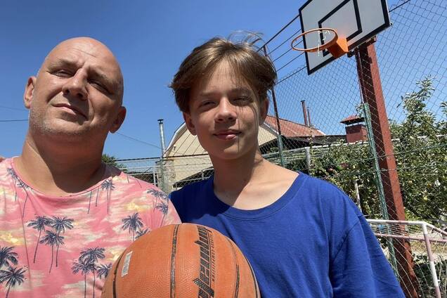 Де зараз і чим займається 15-річний син Потапа: витрачає на себе 10 тисяч у місяць та ігнорує хейт