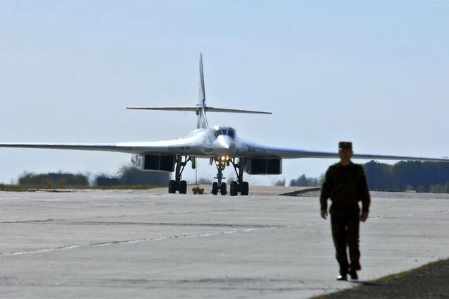 Ограничения США не позволяют Украине атаковать аэродромы на территории РФ – WP