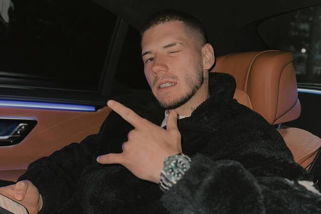 Блогер Волошин, який утік з України, придбав віллу з басейном за кордоном: де вона і який вигляд має. Відео