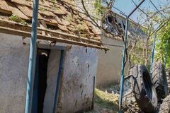 Окупанти вдарили по Дудчанах на Херсонщині, є поранені