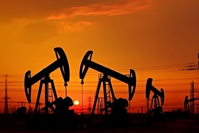 Россия обошла ценовые ограничения ЕС и G7 и продает свою нефть дороже 'положенного'