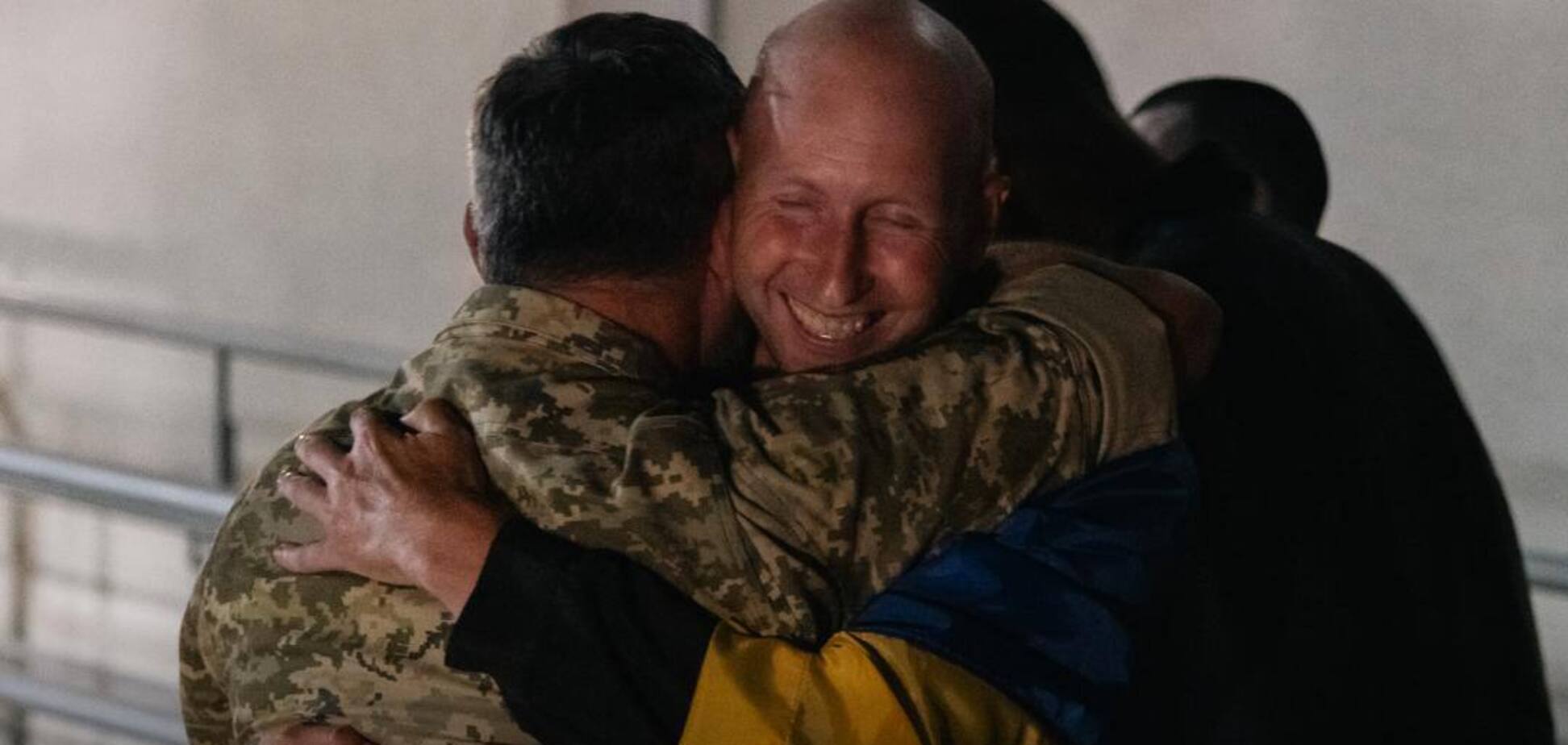 'Перші години після обміну': у ДПСУ показали зворушливі фото із звільненими з полону РФ захисниками