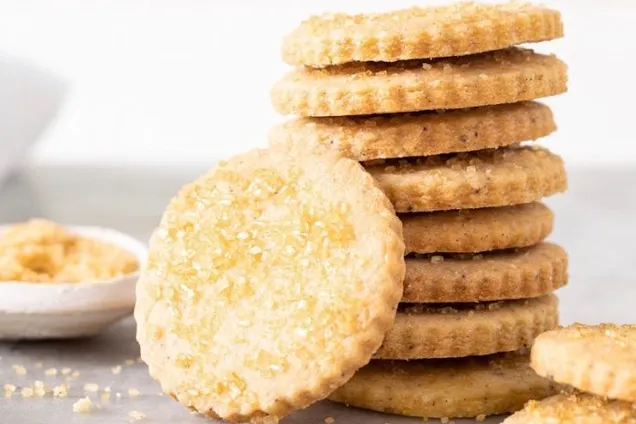 Ідеальне пісочне печиво до чаю: не кришиться і швидко запікається