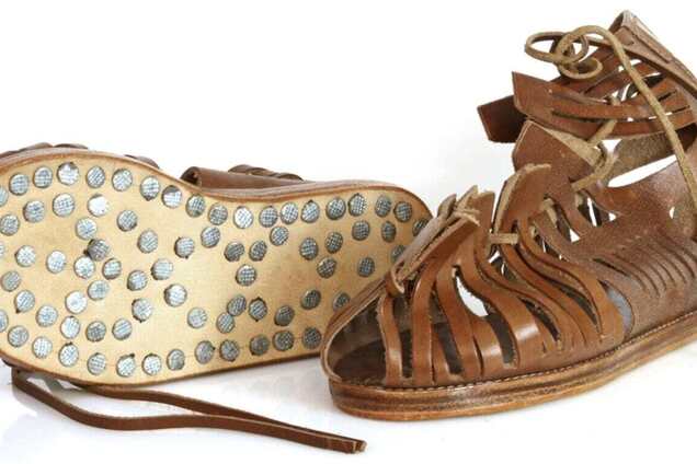 У Німеччині знайшли 2000-річну римську військову сандалію з цвяхами. Фото