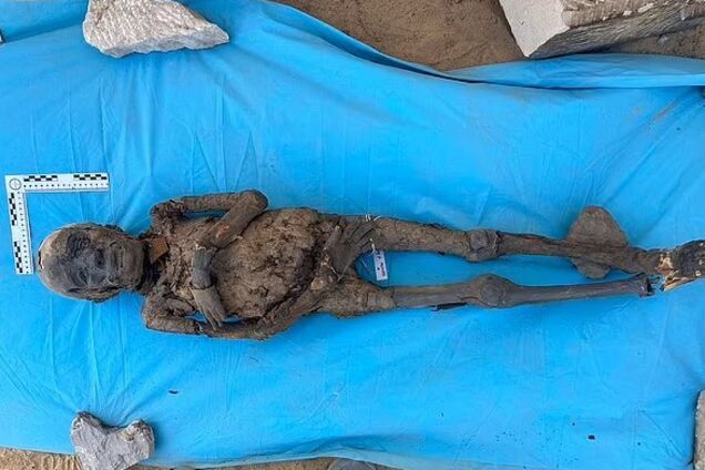 В Єгипті знайшли 'Місто мертвих' із понад 300 гробницями: там цілі муміфіковані родини. Фото