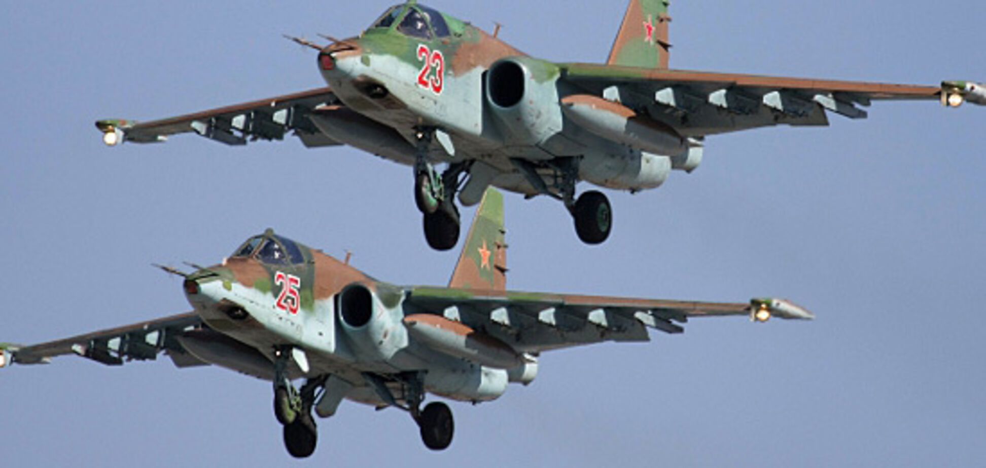 На Торецькому напрямку ЗСУ збили російський штурмовик Су-25 і пошкодили вертоліт Мі-8: усі подробиці. Відео