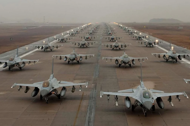 Перші F-16 надійдуть в Україну згідно з графіком: у Пентагоні розкрили деталі