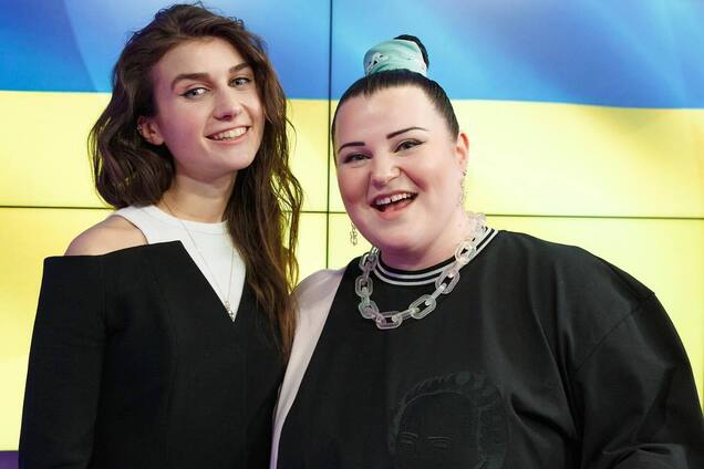 'Камень в сторону Каменских': alyona alyona объяснила, почему не поет за рубежом на русском, и сравнила Россию с мусором