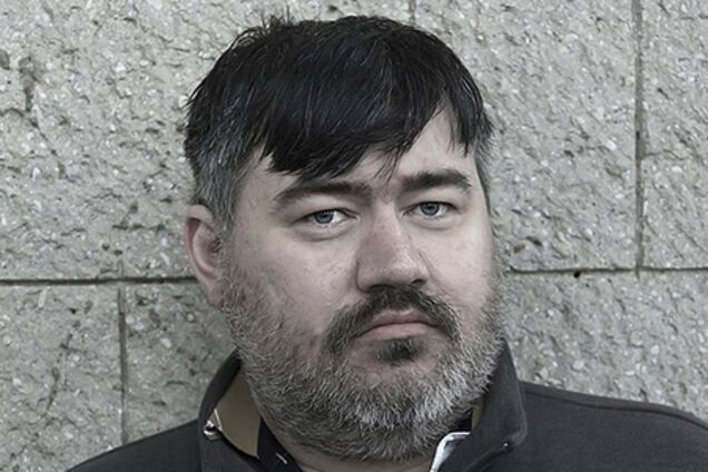 Поддерживает войну против Украины и призывает уничтожить Харьков: СБУ сообщила о подозрении роспропагандисту из Крыма. Фото