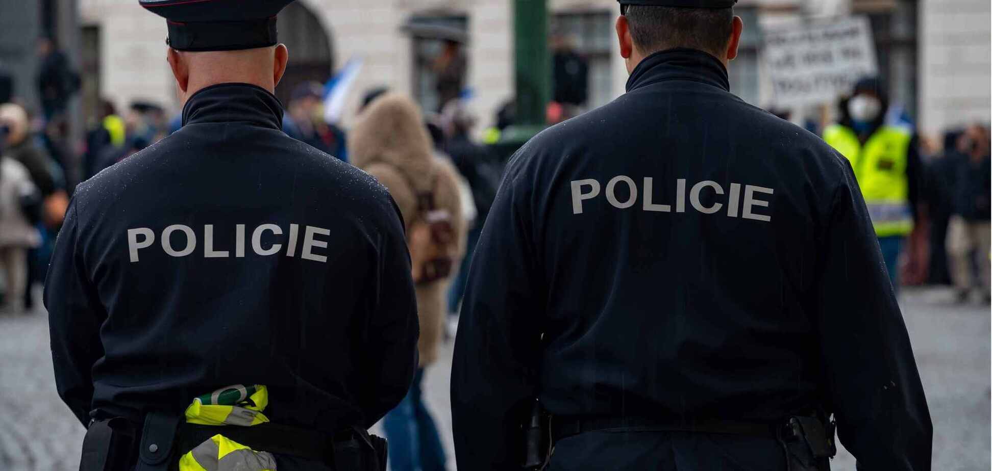 У Чехії затримали чотирьох людей у справі щодо нападу на українських волонтерів: порушено кримінальну справу