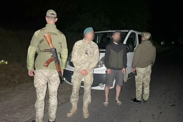 На Буковині затримали фальшивого 'морського піхотинця', який хотів утекти за кордон. Фото