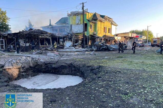 'Неописуемая боль!' На Запорожье объявили День траура по погибшим от удара армии РФ