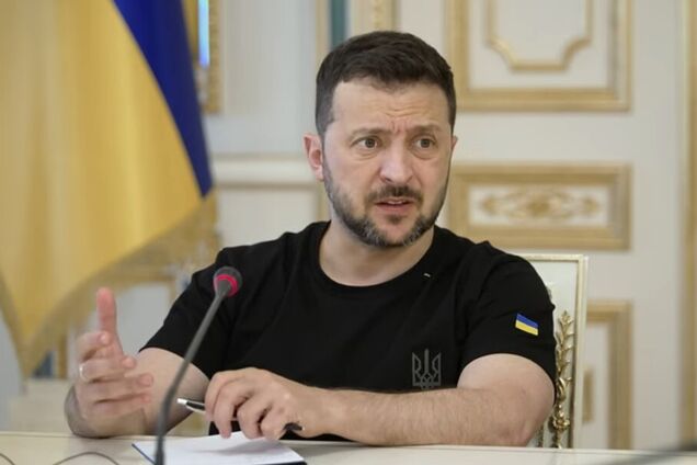 Чому армія Росії змогла прорватися на Харківщині: Зеленський назвав головні причини