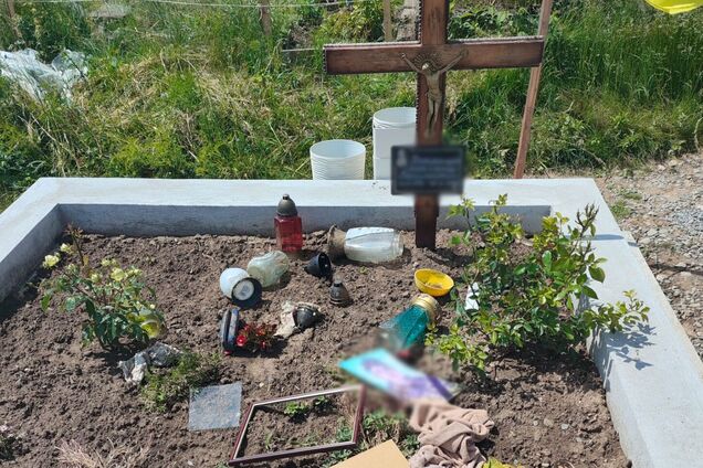 На Тернопільщині вчинили наругу над могилами захисників України: поліцейські встановили зловмисника. Фото