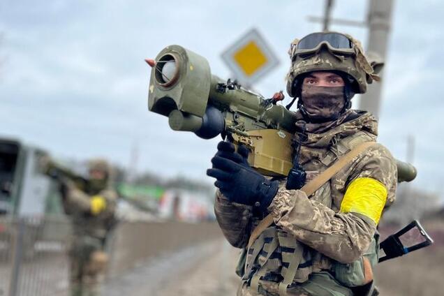 Оборона Часова Яра продолжается: в ГУР показали кадры стрелкового боя и взятия в плен оккупанта. Видео