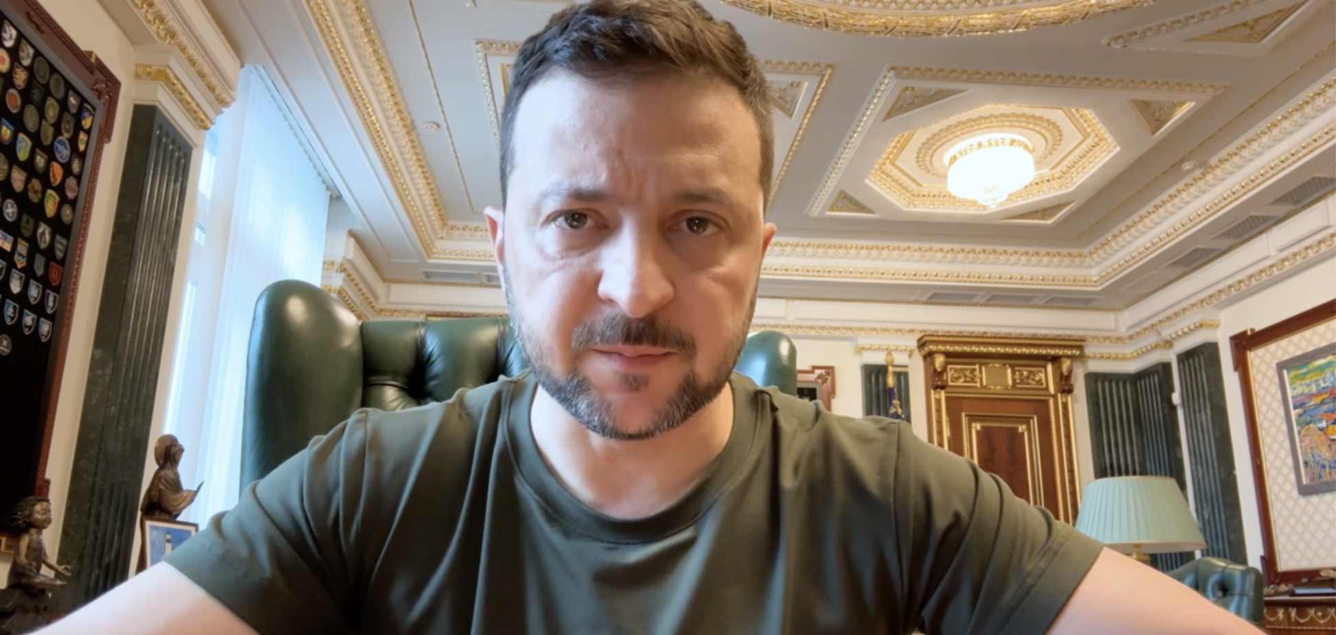 'FPV-дрони фактично вберегли фронт': Зеленський пообіцяв нарощувати виробництво й закупівлю БПЛА. Відео