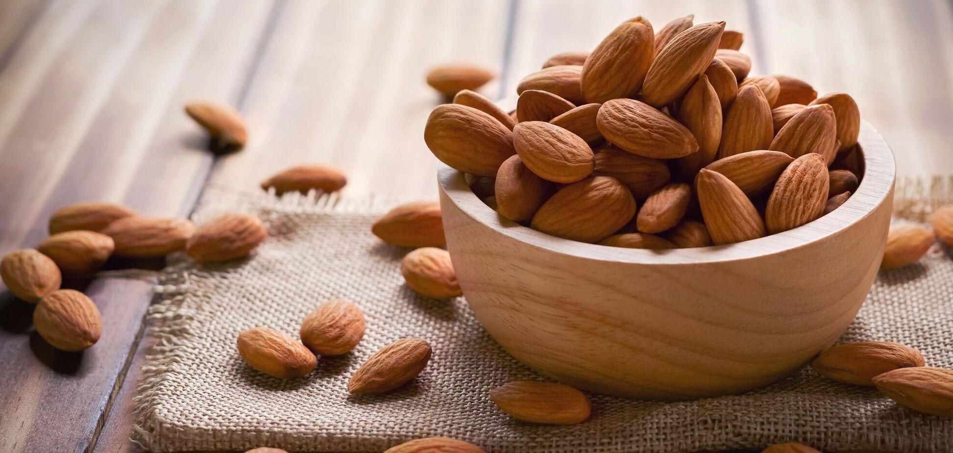 Здорові продукти, які мають бути у вас в холодильнику