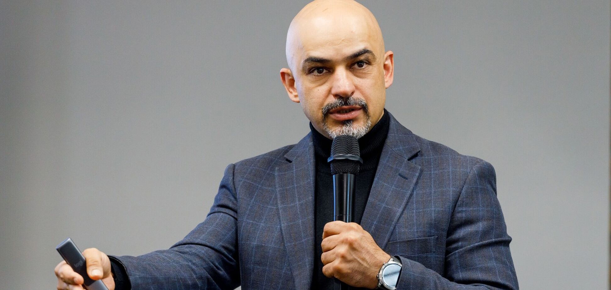 Мустафа Найєм звільняється