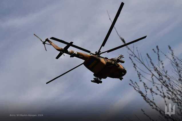 Вертолет защитников Украины