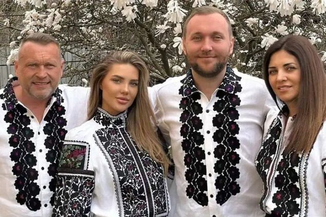 Семья Гринкевичей (Роман второй справа)