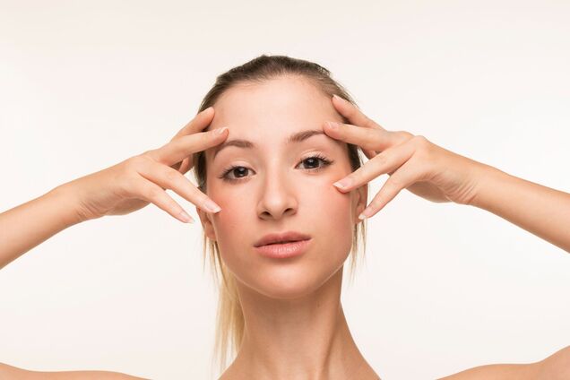 Тренування для обличчя: як позбутись від зморшок всього за 30 хвилин на день

