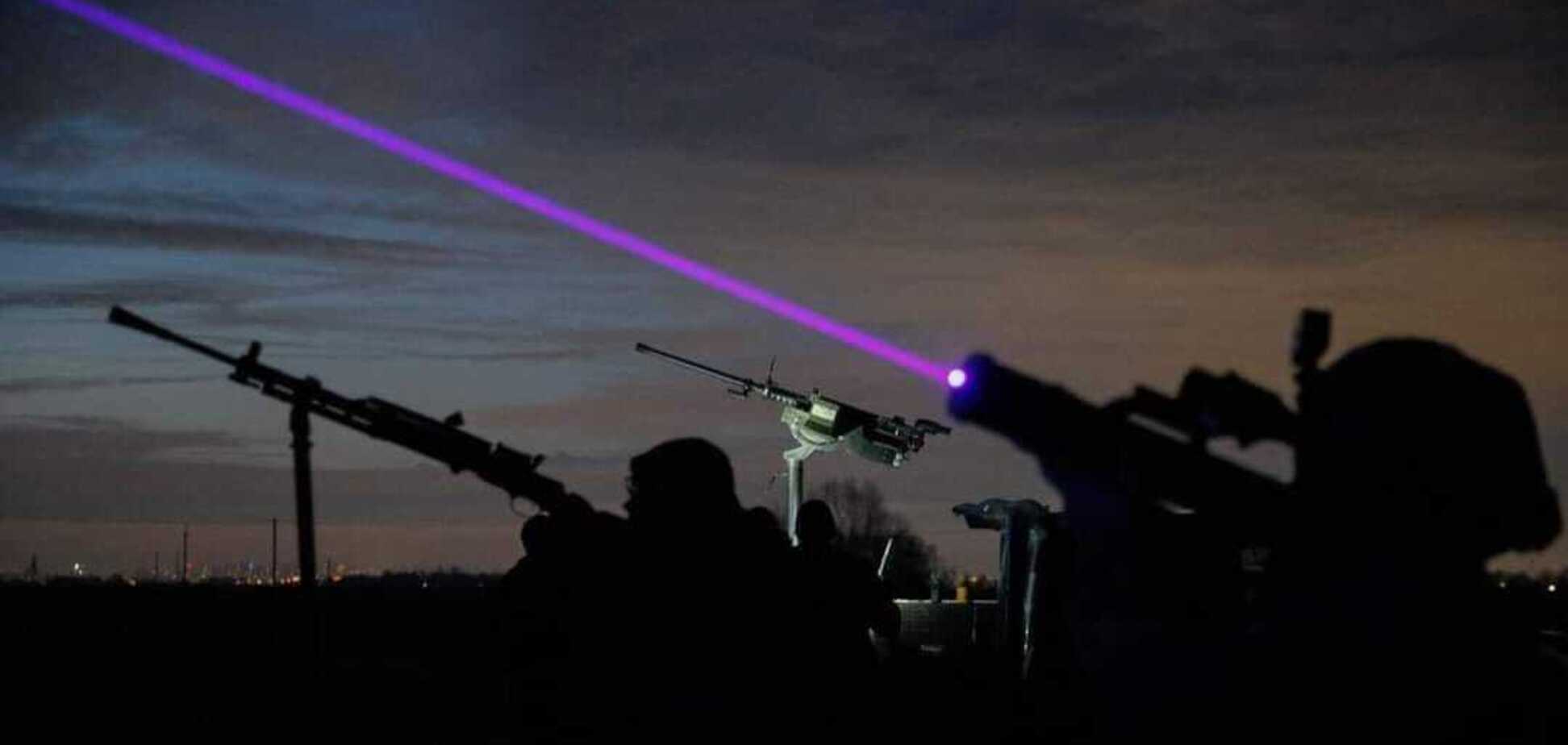 Враг продолжает атаковать по нескольким направлениям, украинские защитники держат оборону – Генштаб