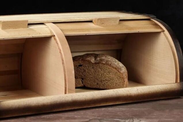 Використовуйте трави: МОЗ попросив виробників додавати менше солі до хліба