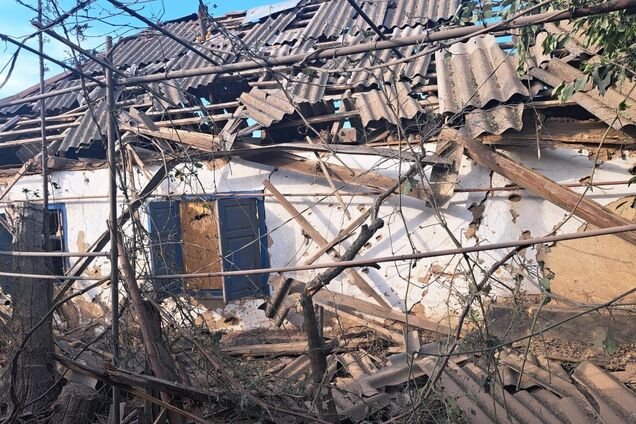 Росіяни обстріляли Нікопольщину з артилерії і БПЛА: є руйнування цивільного майна. Фото
