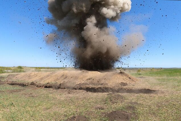 'Краще здатися в полон': у ЗСУ показали, як бомбери 60-ї ОМБр планомірно знищують ворога. Відео 
